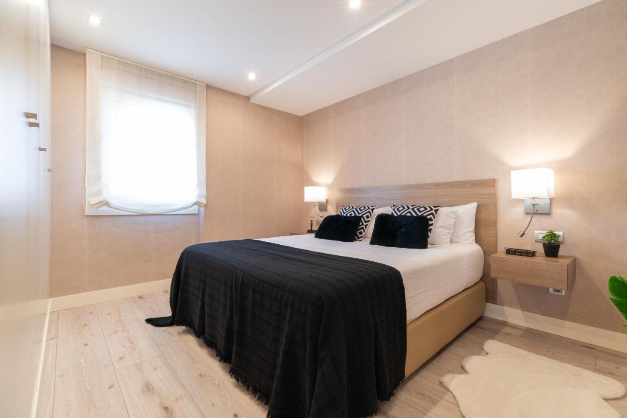 Elegante Apartamento Centrico Vigo Esterno foto